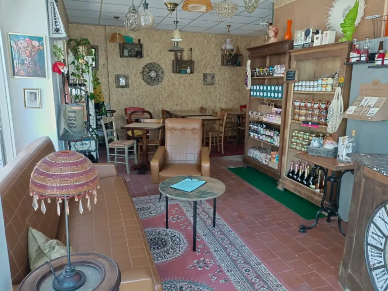 00001concept-store-dherbes-et-depices-interieur